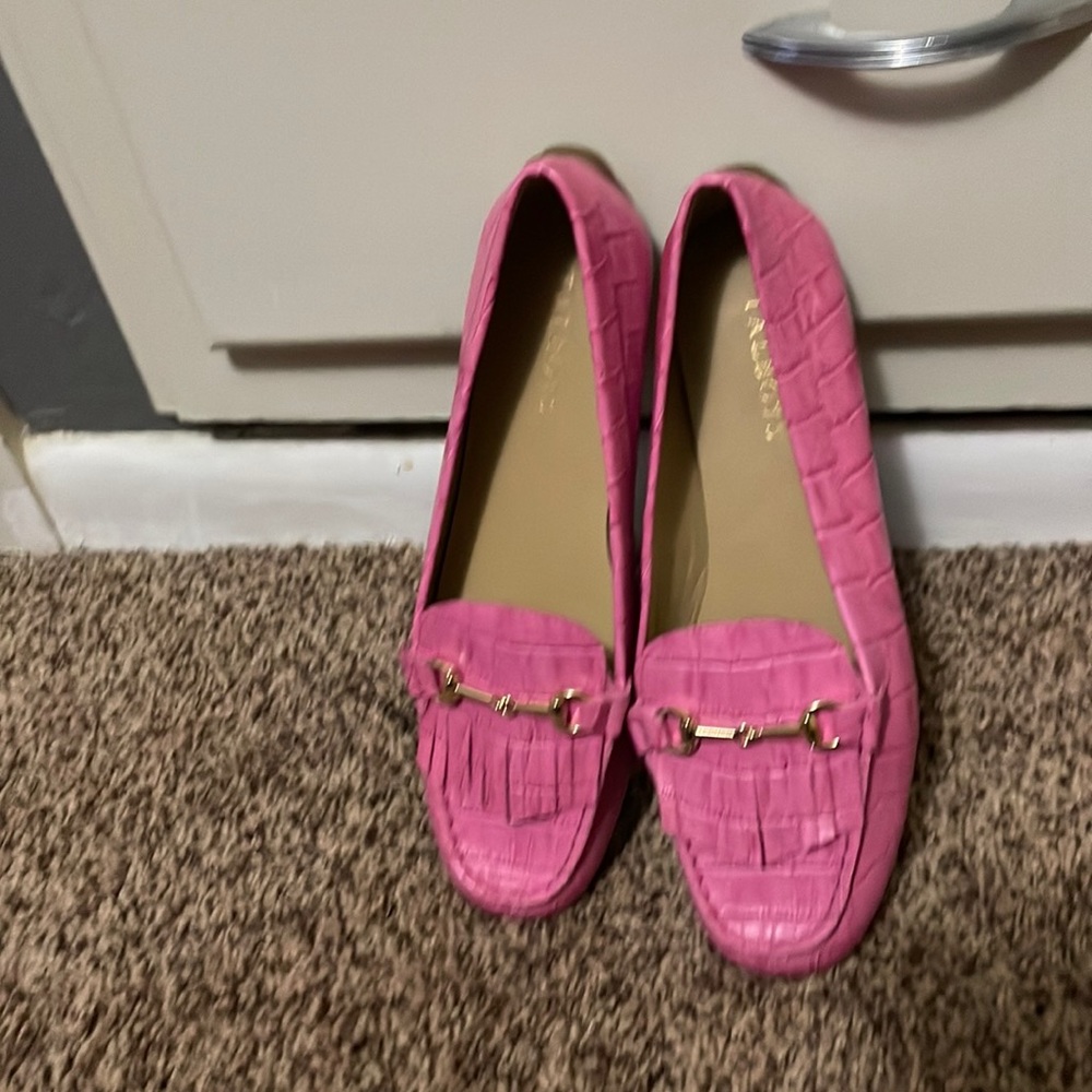 New Talbots Pretty in Pink Loafers Size 9 All 50 or under 2/1